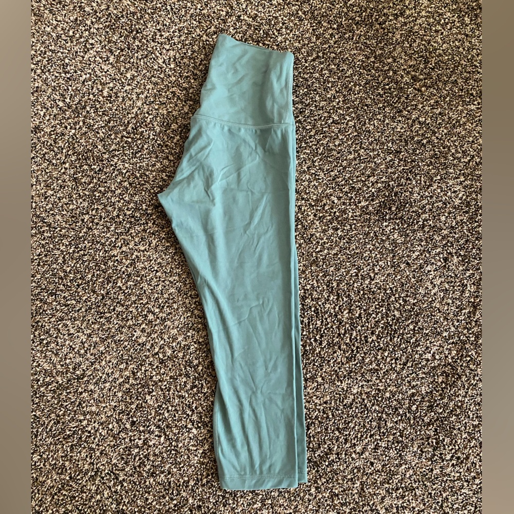 Lululemon Align Super High Rise Crop 21”